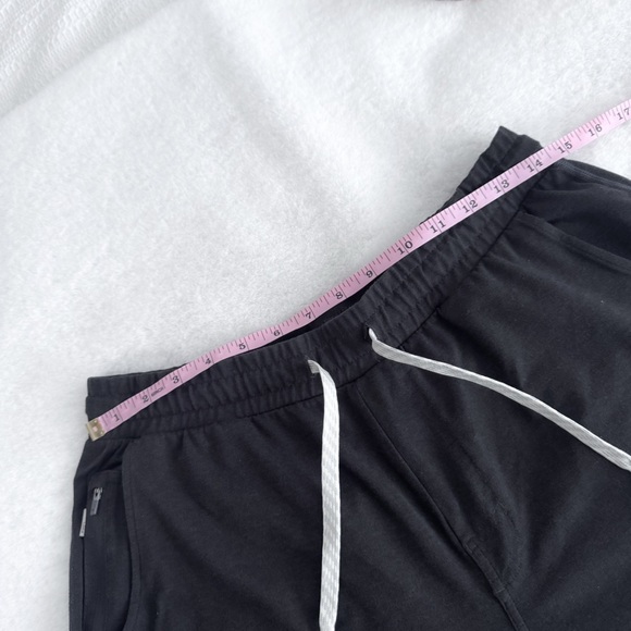 Vuori Ponto Performance Short 7" Dark Gray - Picture 7 of 8